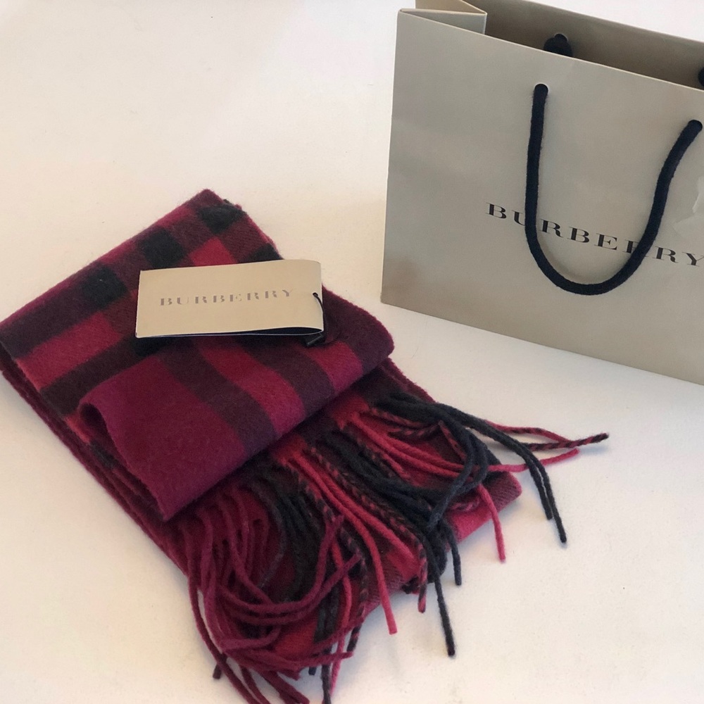 Burberry scarf